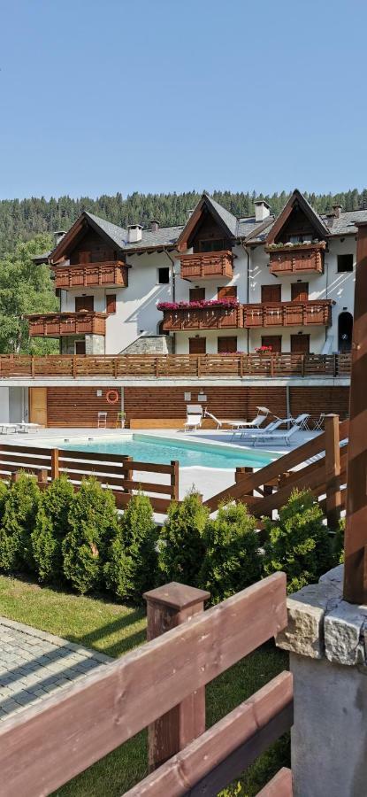 Borgo Alpino Chalet 4 Aprica Exterior photo